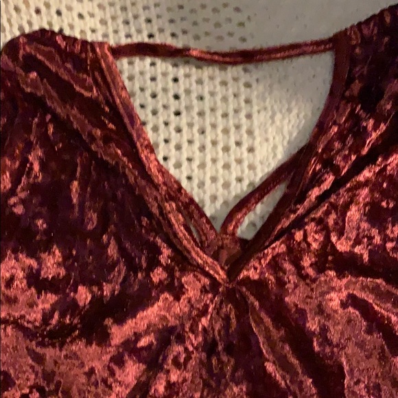 New pink velvet bodysuit - Picture 6 of 7